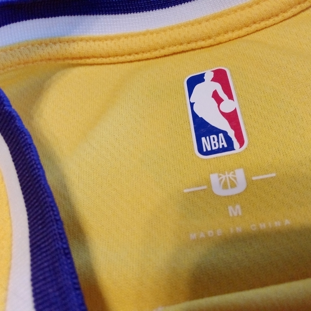 LA Lakers Jersey Men's Medium - Picture 5 of 10